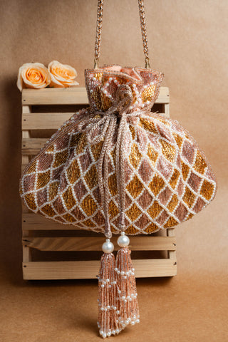 Pink cruzado pearl bag