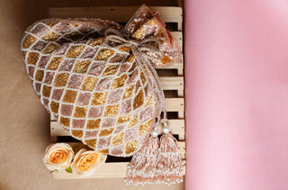 Pink cruzado pearl bag