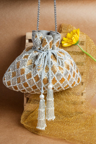 Silver cruzado pearl bag