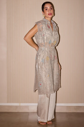 Trench Coat Set for Contemporary Wear – Ivory Art Deco by Twenty Nine