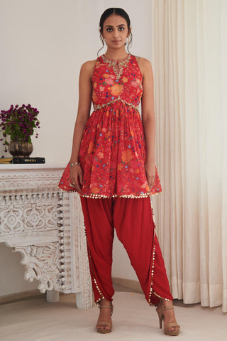 Kurta set for women for Indian Wedding – Ritu dinchariya kurta set by Shasha Gaba