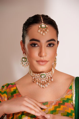 Chokar for Festive – Green Ihita Kundan by Zevar by Geeta