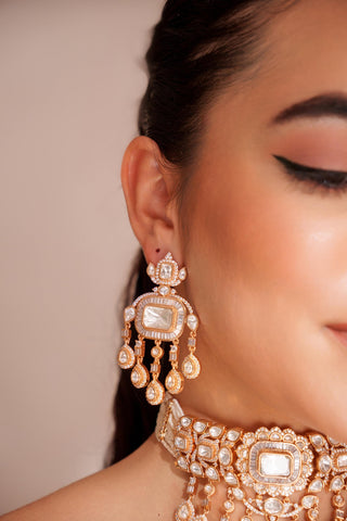 Choker Set for Festive Wear – Gold Ihita Kundan by Zevar by Geeta