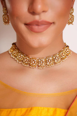 Necklace Set for Festive – Gold Jahzara Kundan Necklace Set by Zevar by Geeta