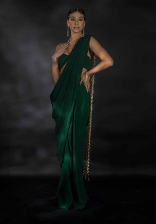 Emerald green chain strings saree and blouse