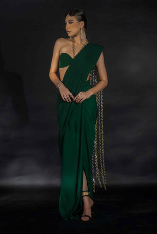 Emerald green chain strings saree and blouse
