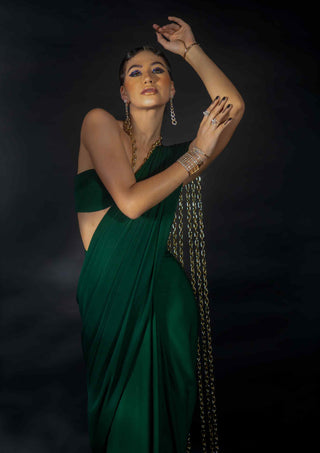 Emerald green chain strings saree and blouse