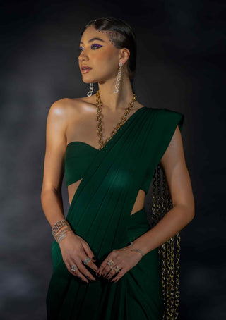 Emerald green chain strings saree and blouse