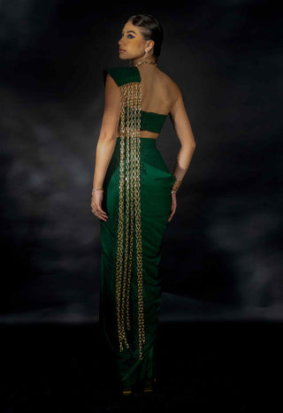 Emerald green chain strings saree and blouse
