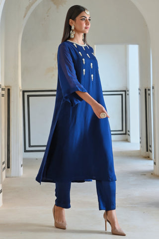 Royal blue bell-sleeve rahi kurta with pant