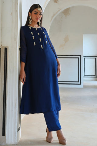 Royal blue bell-sleeve rahi kurta with pant