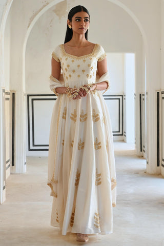 Ivory rahi cap length anarkali with dupatta