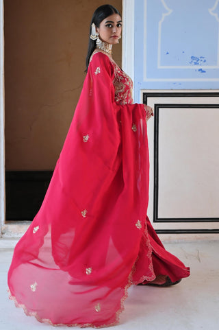 Red rahi short kurta with palazzo and dupatta