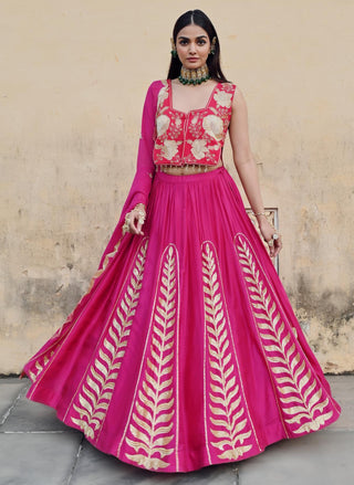 Fuchsia pink rahi lehenga with blouse and dupatta
