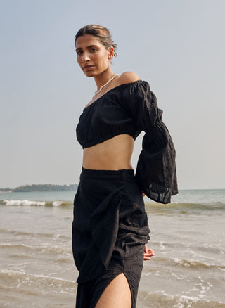 Adey black crop top and skirt