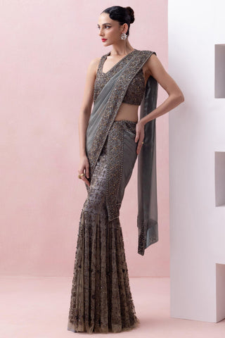 Gray reverie-festive skirt with aanchal and blouse