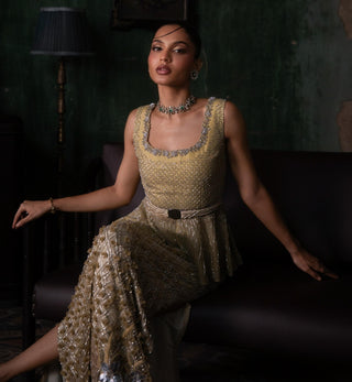 Green oraan peplum with slit skirt