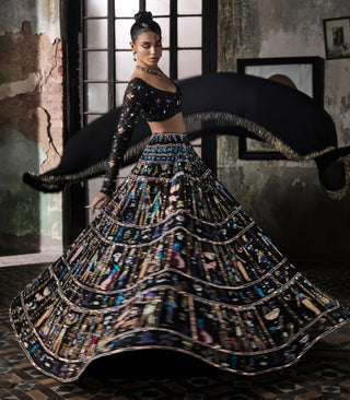 Black oraan lehenga set