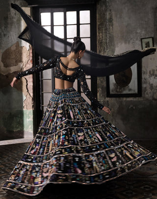 Black oraan lehenga set