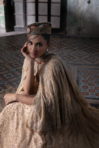 Peach oraan lehenga set with cape