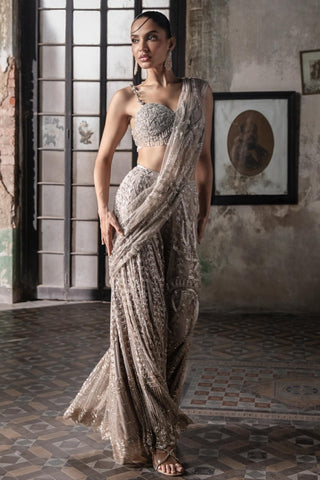 Pink oraan sharara saree with cape and blouse