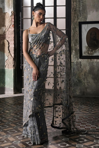 Gray oraan embroidered saree set