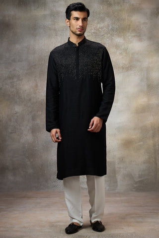 Black embellished kurta set