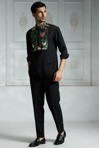Black yoke printed shirt
