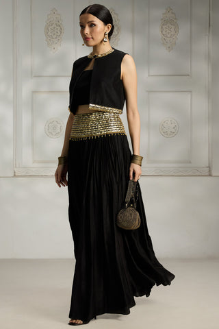 Black short jacket set