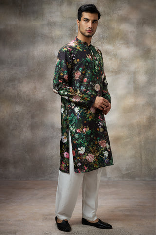 Black signature floral printed kurta set