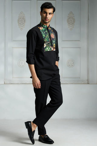Black yoke printed shirt
