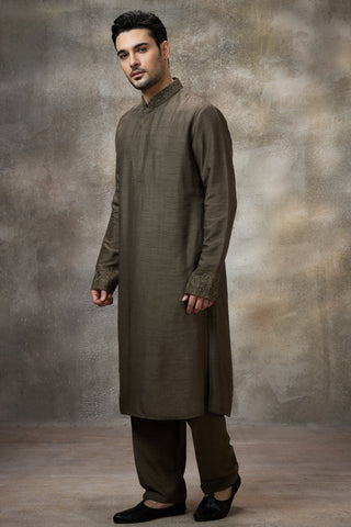 Green solid kurta set