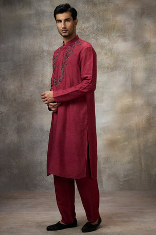 Maroon embellished kurta set