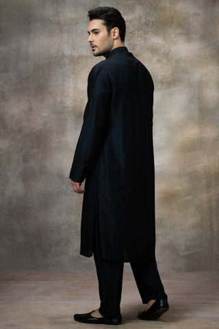 Black solid kurta set