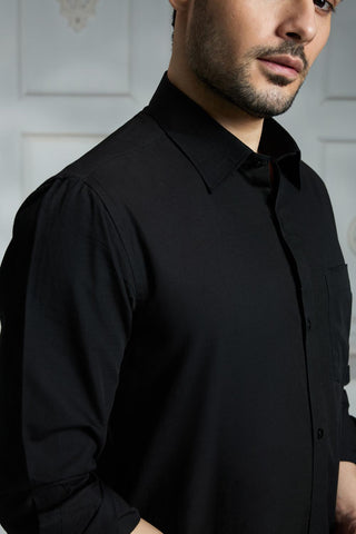 Black solid shirt