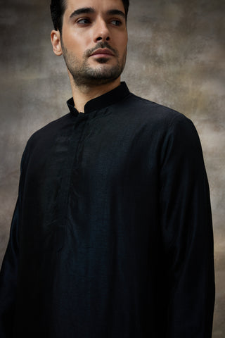 Black solid kurta set