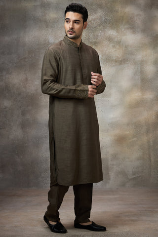 Green solid kurta set