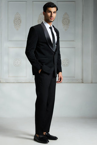 Black satin solid blazer