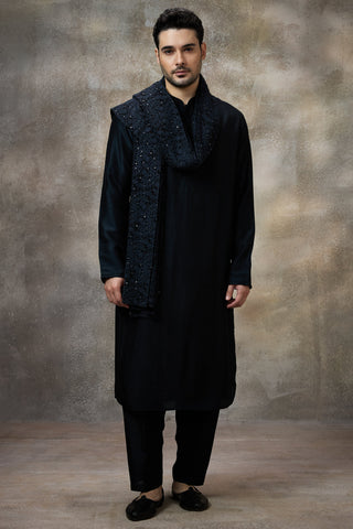 Black solid kurta set