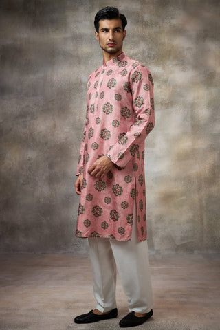 Pink signature floral print kurta set