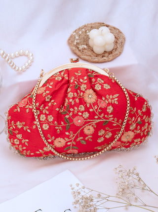 Red floral creeper vintage purse