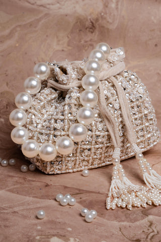 Ivory flower bed nano bag