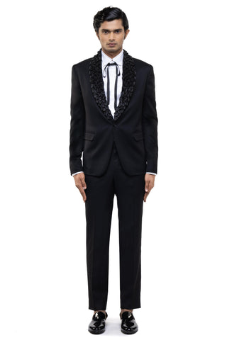 Black feather lapel embroidered tuxedo set