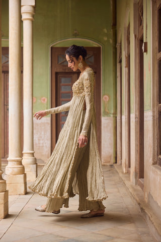 GUL01 Aayat Anarkali by Tamanna Punjabi Kapoor at Mrs. G