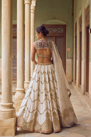 GUL04 Chaand Lehenga by Tamanna Punjabi Kapoor at Mrs. G