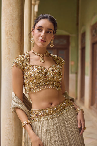 GUL12 Alina Lehenga by Tamanna Punjabi Kapoor at Mrs. G