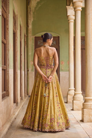 GUL23 Jannat Lehenga by Tamanna Punjabi Kapoor at Mrs. G