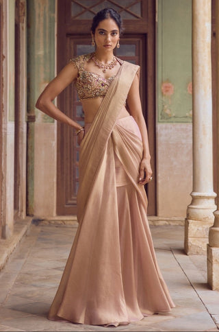 GUL31 Khwaab Saree by Tamanna Punjabi Kapoor at Mrs. G