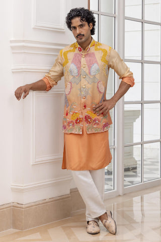 Floral Bundi for Indian Weddings – Zayden Peach Ombre Set by House of Armuse