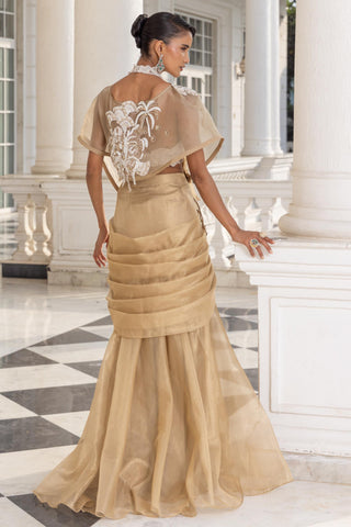 Lehenga set for Indian Wedding – Evelisse Peach by House of Armuse